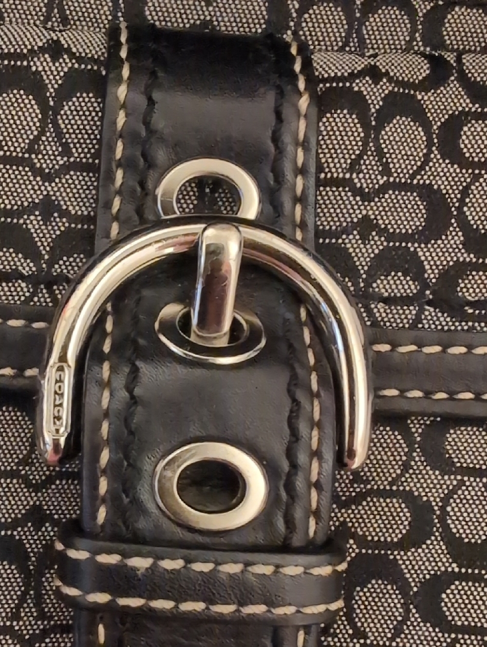 Vintage Coach Soho Wristlet - Picture 3 of 9